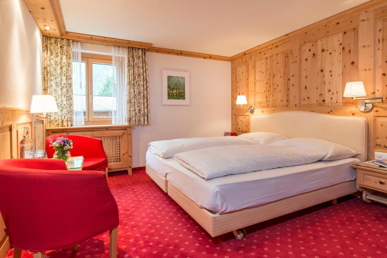 Hotel Chesa Randolina Sils Maria Exterior photo